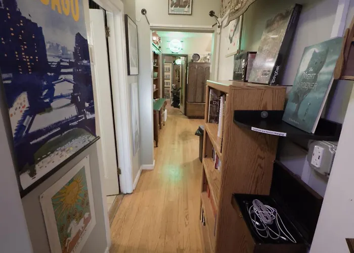 Tranquil Library 2brm 1bath Private Eclectic At Solar Appartamento Chicago