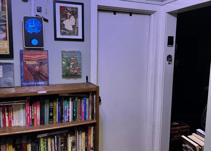 Tranquil Library 2brm 1bath Private Eclectic At Solar Appartamento Chicago